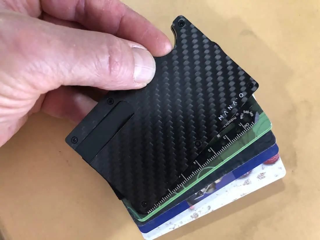 Mana'o minimalist carbon fiber wallet