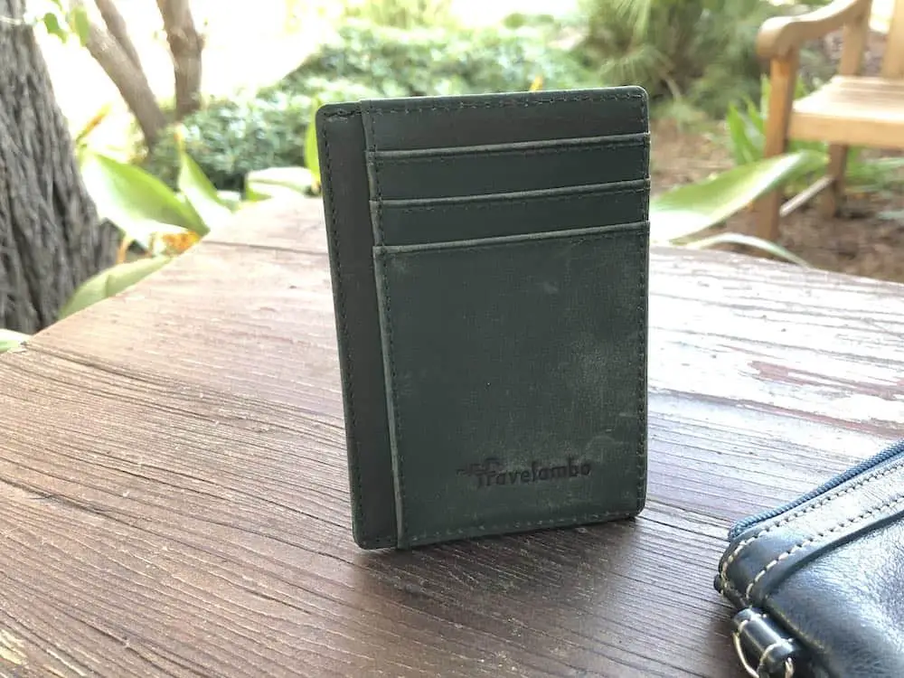 Travelambo minimalist wallet for women
