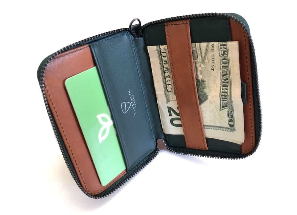 Vaultskin Notting Hill zippered smart wallet