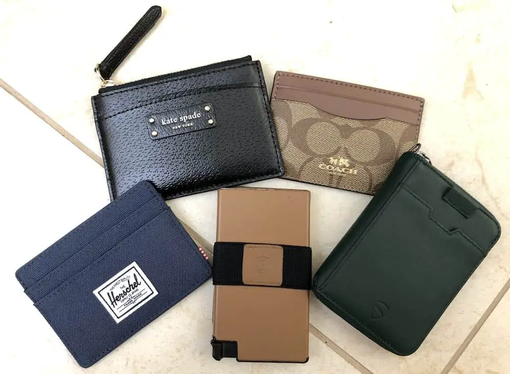 5 different smart wallets for women