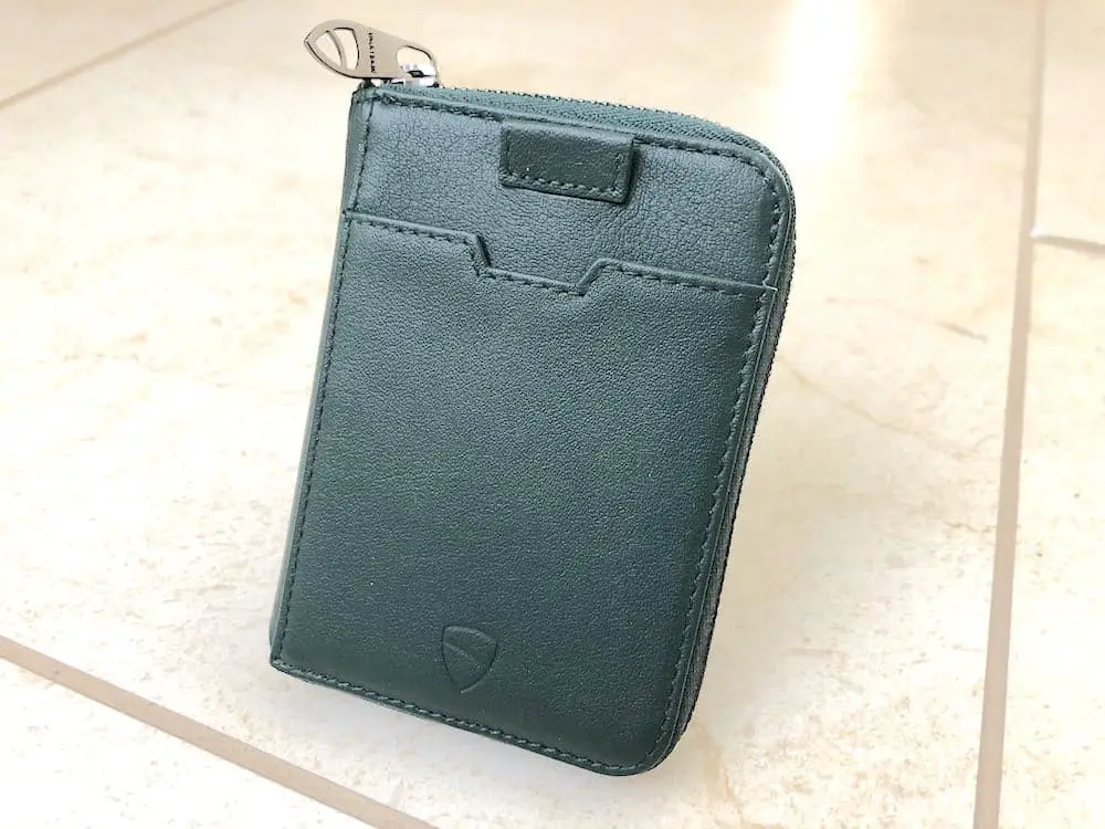 Vaulskin Notting Hill smart wallet