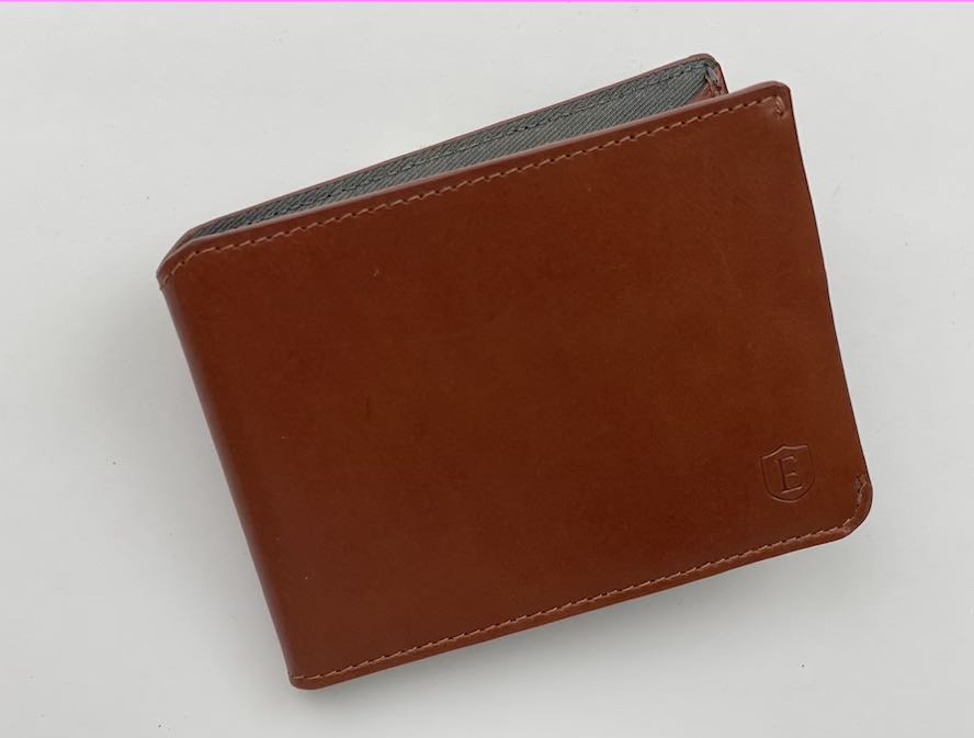 Ekster Modular wallet closed