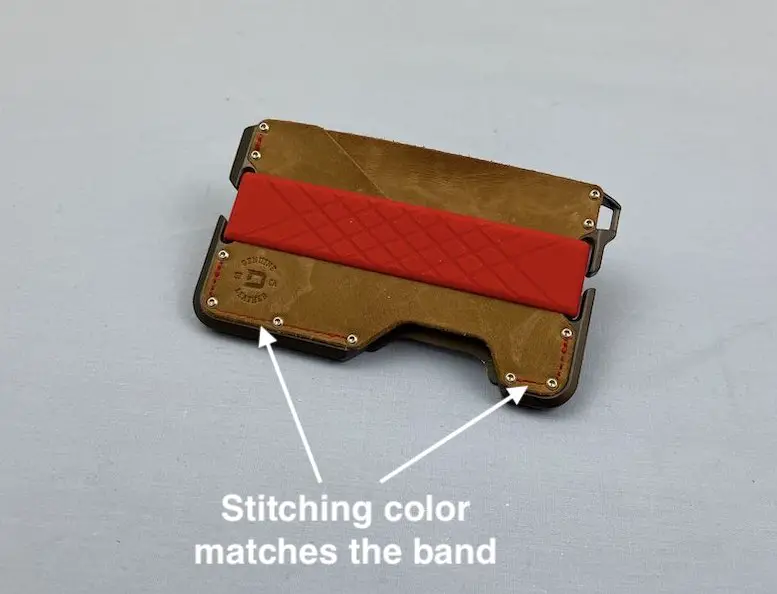 Dango d01 dapper showing that stitching matches band color