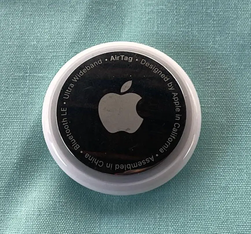 Apple Air tag square2