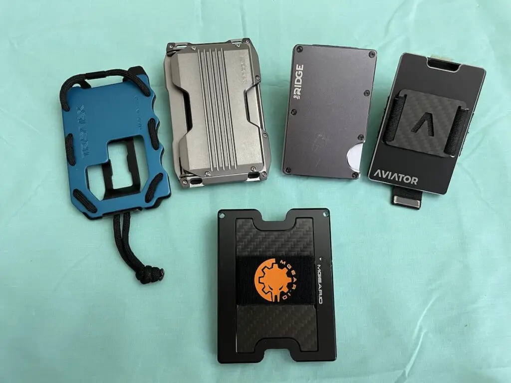 Mgear wallet with four others