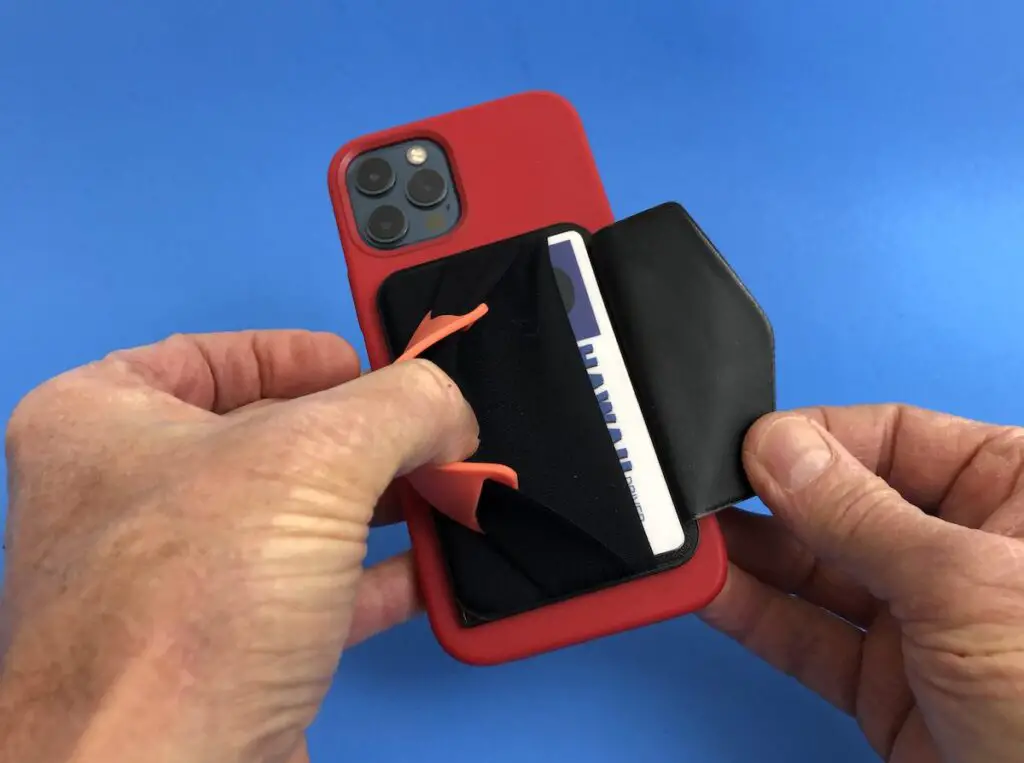 Sinjimoru-phone-grip-with-envelope-flap-open